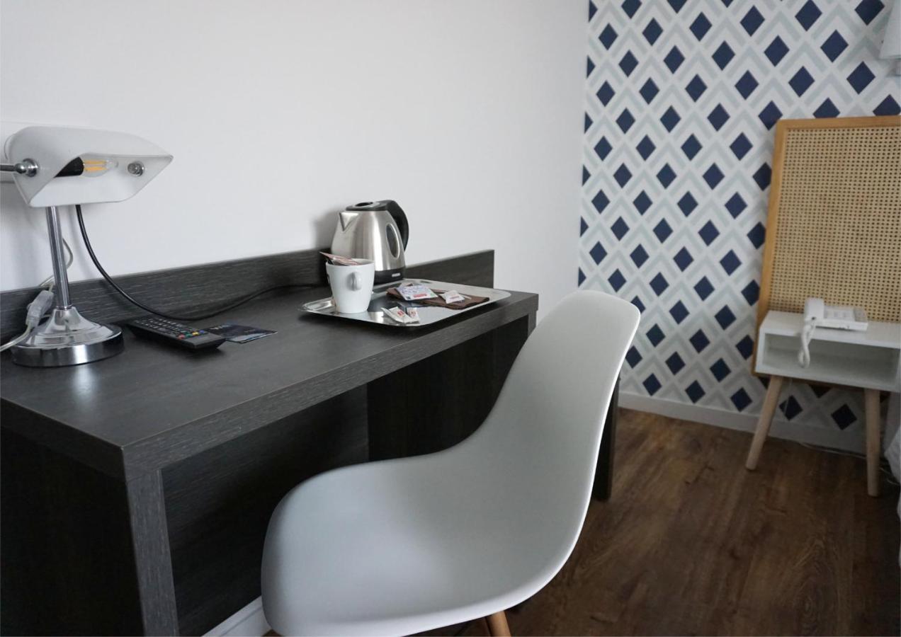 Hotel Le Glacier Villeneuve-sur-Lot Zewnętrze zdjęcie